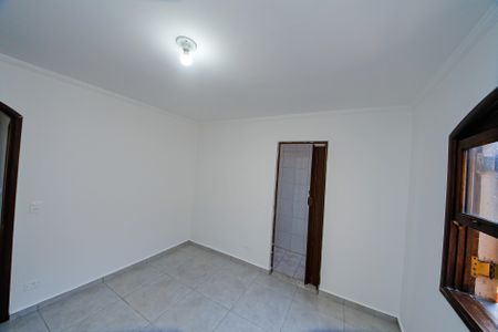 Casa à venda com 2 quartos, 90m² em Jardim Guairaca, São Paulo