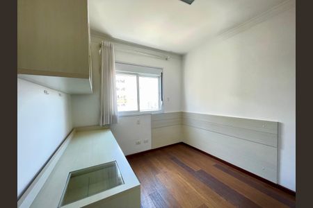 Apartamento à venda com 113m², 3 quartos e 3 vagas Apartamento à venda com 113m², 3 quartos e 3 vagasQuarto 1