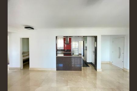 Apartamento à venda com 113m², 3 quartos e 3 vagas Apartamento à venda com 113m², 3 quartos e 3 vagasCozinha