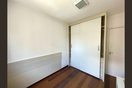 Apartamento à venda com 113m², 3 quartos e 3 vagas Apartamento à venda com 113m², 3 quartos e 3 vagasQuarto 1