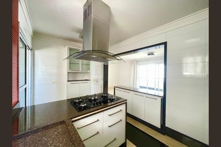 Apartamento à venda com 113m², 3 quartos e 3 vagas Apartamento à venda com 113m², 3 quartos e 3 vagasCozinha