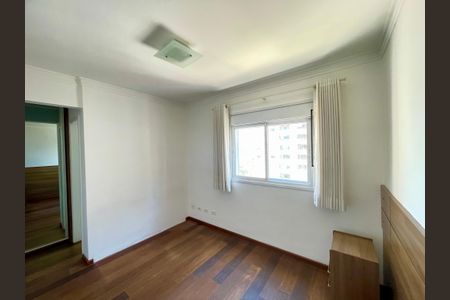 Apartamento à venda com 113m², 3 quartos e 3 vagas Apartamento à venda com 113m², 3 quartos e 3 vagasQuarto 3