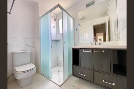 Apartamento à venda com 113m², 3 quartos e 3 vagas Apartamento à venda com 113m², 3 quartos e 3 vagasBanheiro 1