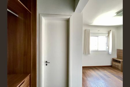 Apartamento à venda com 113m², 3 quartos e 3 vagas Apartamento à venda com 113m², 3 quartos e 3 vagasQuarto 3