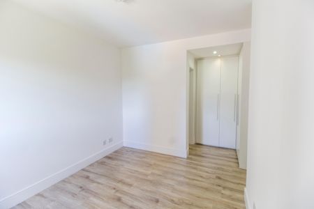 Apartamento para alugar com 74m², 2 quartos e 2 vagasSuíte