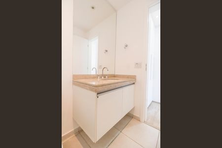 Apartamento para alugar com 74m², 2 quartos e 2 vagasBanheiro da Suíte