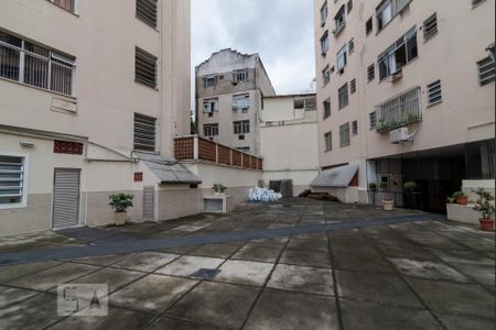 Apartamento à venda com 42m², 1 quarto e sem vagaÁrea comum