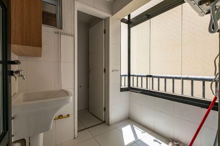 Apartamento para alugar com 96m², 3 quartos e 2 vagas Apartamento para alugar com 96m², 3 quartos e 2 vagasLavanderia