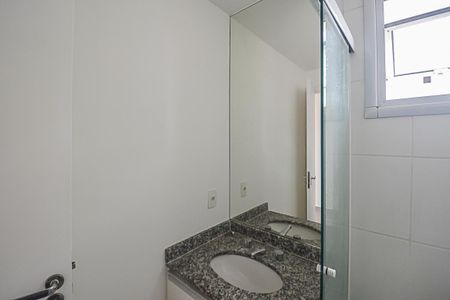 Apartamento à venda com 84m², 3 quartos e 2 vagasBanheiro da Suíte