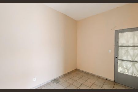 Sala de casa para alugar com 2 quartos, 80m² em Vila Guilhermina, São Paulo