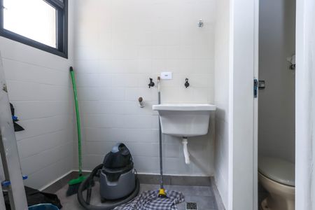 Apartamento à venda com 63m², 2 quartos e 1 vaga Apartamento à venda com 63m², 2 quartos e 1 vagaÁrea de Serviço