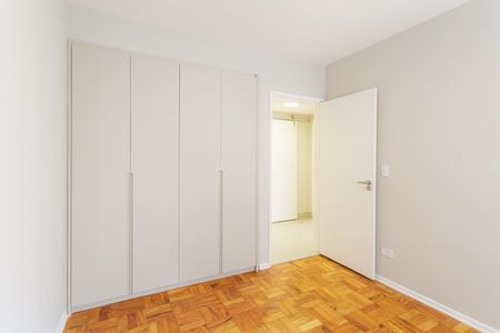 Quarto 1 de apartamento à venda com 2 quartos, 82m² em Itaim Bibi, São Paulo