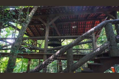 Apartamento para alugar com 70m², 2 quartos e 1 vaga Apartamento para alugar com 70m², 2 quartos e 1 vagaCasa na árvore com lareira