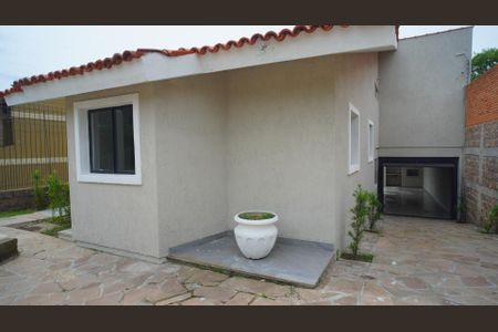 Casa à venda com 230m², 3 quartos e 2 vagas Casa à venda com 230m², 3 quartos e 2 vagasFachada da casa