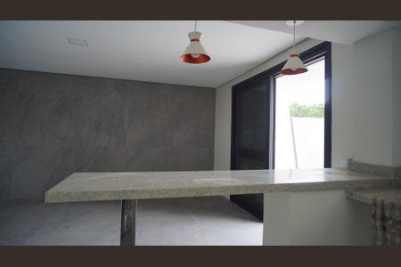 Casa à venda com 230m², 3 quartos e 2 vagas Casa à venda com 230m², 3 quartos e 2 vagasCozinha