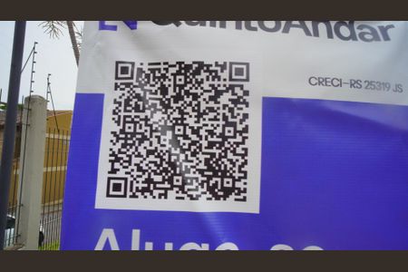 Casa à venda com 230m², 3 quartos e 2 vagas Casa à venda com 230m², 3 quartos e 2 vagasPlaca