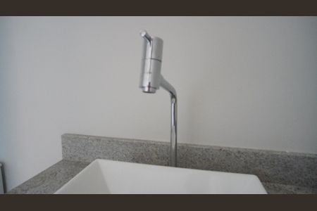 Casa à venda com 230m², 3 quartos e 2 vagas Casa à venda com 230m², 3 quartos e 2 vagasBanheiro 2