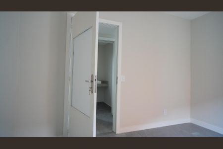 Casa à venda com 230m², 3 quartos e 2 vagas Casa à venda com 230m², 3 quartos e 2 vagasQuarto 3