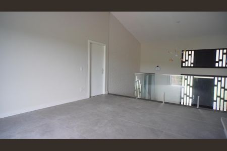 Casa à venda com 230m², 3 quartos e 2 vagas Casa à venda com 230m², 3 quartos e 2 vagasSala superior lareira