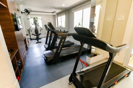Apartamento para alugar com 105m², 3 quartos e 2 vagas Apartamento para alugar com 105m², 3 quartos e 2 vagasÁrea comum - Academia