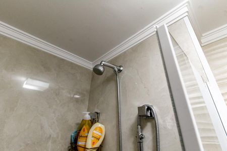 Apartamento para alugar com 105m², 3 quartos e 2 vagas Apartamento para alugar com 105m², 3 quartos e 2 vagasBanheiro Corredor - chuveiro