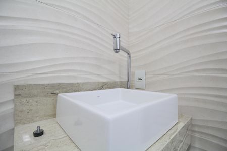 Apartamento para alugar com 105m², 2 quartos e 2 vagasBanheiro