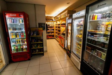 Apartamento para alugar com 105m², 3 quartos e 2 vagas Apartamento para alugar com 105m², 3 quartos e 2 vagasMercado