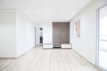 Apartamento para alugar com 105m², 2 quartos e 2 vagasSala