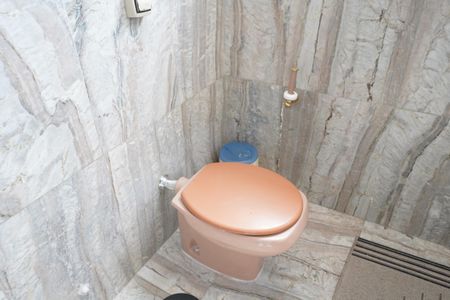 Apartamento à venda com 274m², 4 quartos e 4 vagasBanheiro da Suíte 1