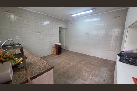 Casa à venda com 120m², 2 quartos e 2 vagas Casa à venda com 120m², 2 quartos e 2 vagasFoto 05