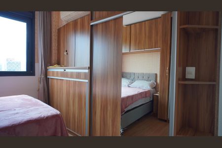 Apartamento para alugar com 72m², 2 quartos e 1 vagaQuarto 1