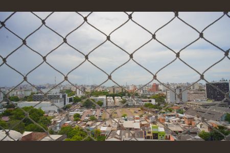 Vista  de apartamento para alugar com 2 quartos, 72m² em Azenha, Porto Alegre