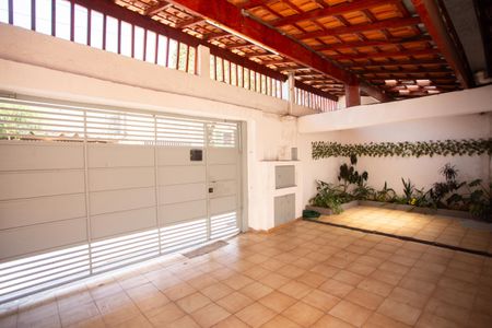Casa à venda com 300m², 3 quartos e 6 vagasGARAGEM