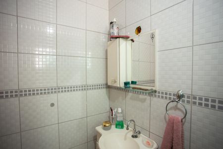 Casa à venda com 300m², 3 quartos e 6 vagasBANHEIRO DA SUÍTE 1