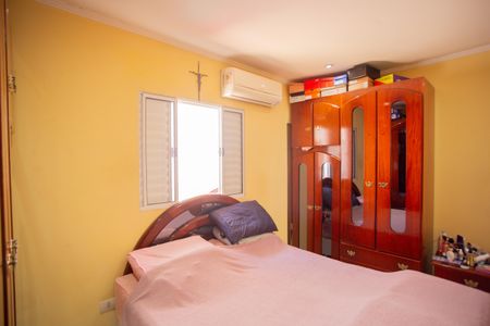 Casa à venda com 300m², 3 quartos e 6 vagasQUARTO SUÍTE 1