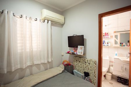 Casa à venda com 300m², 3 quartos e 6 vagasQUARTO SUÍTE 3