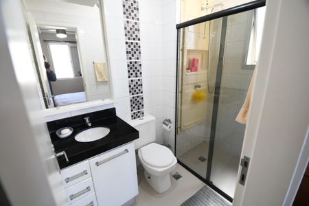 Apartamento à venda com 70m², 3 quartos e 2 vagasBanheiro Suíte