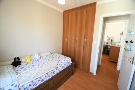 Apartamento à venda com 70m², 3 quartos e 2 vagasQuarto 2
