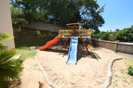 Apartamento à venda com 70m², 3 quartos e 2 vagasÁrea comum - Playground