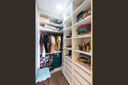 Apartamento para alugar com 64m², 2 quartos e 2 vagas Apartamento para alugar com 64m², 2 quartos e 2 vagasCloset