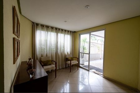 Apartamento para alugar com 50m², 2 quartos e 1 vaga Apartamento para alugar com 50m², 2 quartos e 1 vagaHall de Entrada