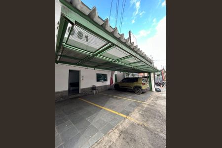 Casa à venda com 298m², 5 quartos e 4 vagas