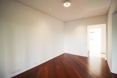 Apartamento para alugar com 290m², 3 quartos e 4 vagas Apartamento para alugar com 290m², 3 quartos e 4 vagasSala 3