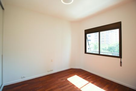 Apartamento para alugar com 290m², 3 quartos e 4 vagas Apartamento para alugar com 290m², 3 quartos e 4 vagasSuíte 2