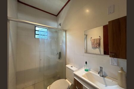 Casa à venda com 113m², 3 quartos e 2 vagas Casa à venda com 113m², 3 quartos e 2 vagasBanheiro