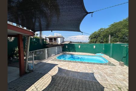 Casa à venda com 113m², 3 quartos e 2 vagas Casa à venda com 113m², 3 quartos e 2 vagasÁrea comum - Piscina