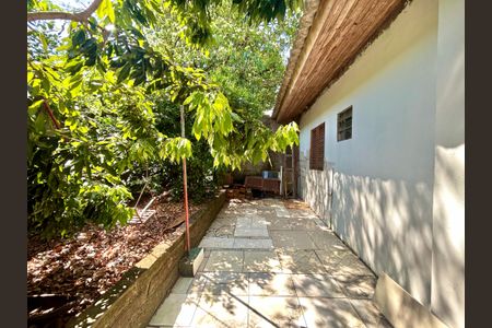 Casa à venda com 113m², 3 quartos e 2 vagas Casa à venda com 113m², 3 quartos e 2 vagasPátio