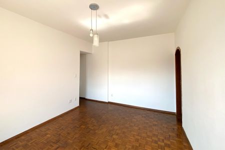 Sala de apartamento para alugar com 2 quartos, 80m² em Lourdes, Belo Horizonte