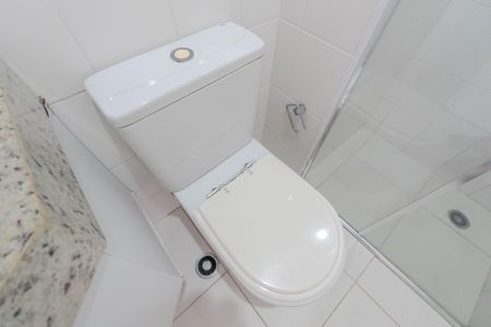 Apartamento à venda com 54m², 2 quartos e 2 vagasBanheiro da Suíte 1