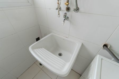 Apartamento à venda com 54m², 2 quartos e 2 vagasCozinha e Área de Serviço